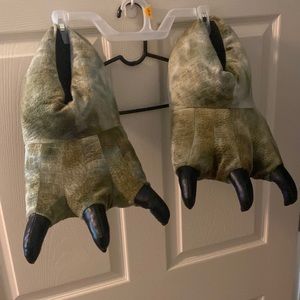 Dinosaur Claw Slippers